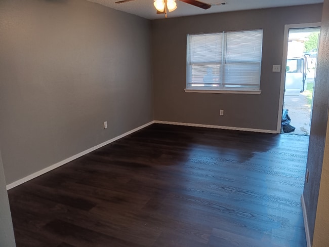 Photo - 1601 N Hills Blvd Unit 1601 N Hills Blvd