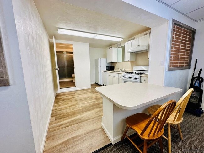 Photo - 907 Old Scalp Ave