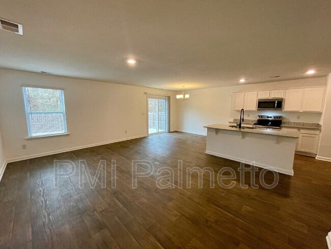 Photo - 341 Liliana Dr