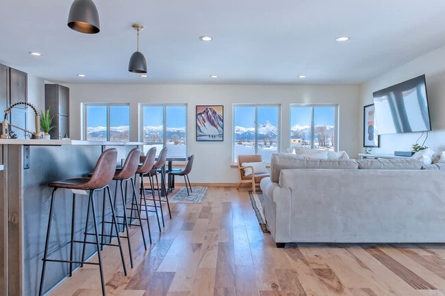 Building Photo - 4704 Clydes Turn Unit ID1310724P Rental