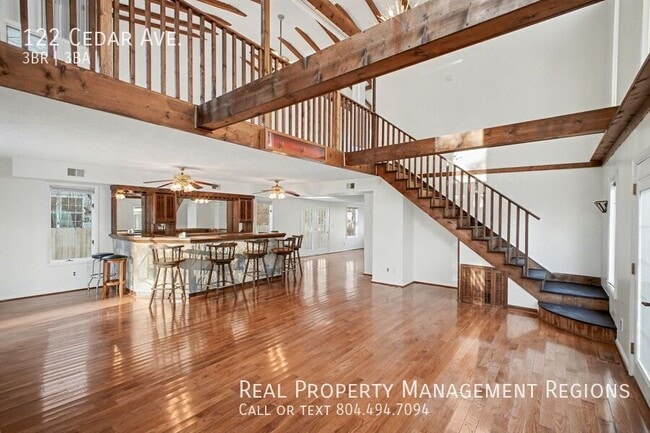 Photo - 122 Cedar Ave