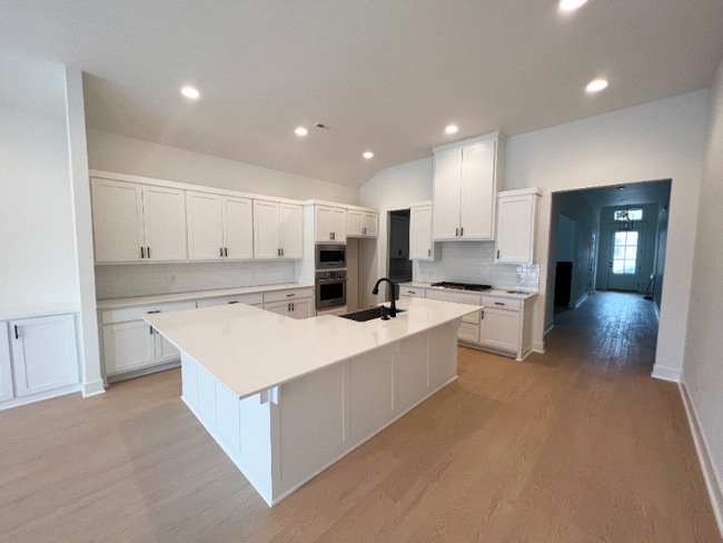 Photo - 6304 SW Luna Ln