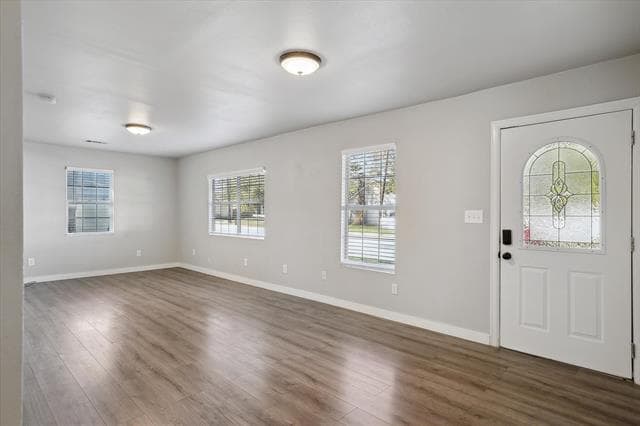 306 N Walnut St
