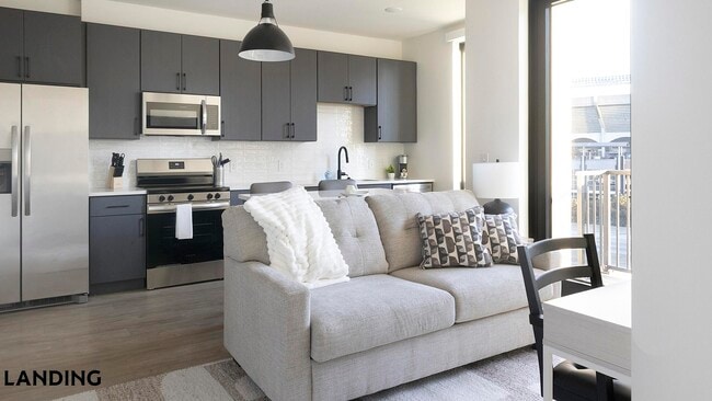 Building Photo - 1007 S Mint St Unit 803