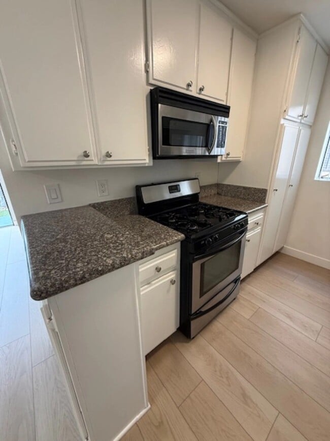 Photo - 408 N Venice Blvd Unit 412A