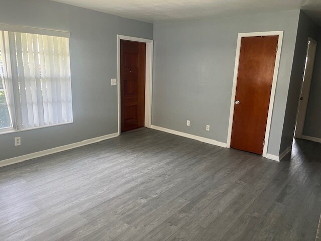 Photo - 6314 S Lois Ave