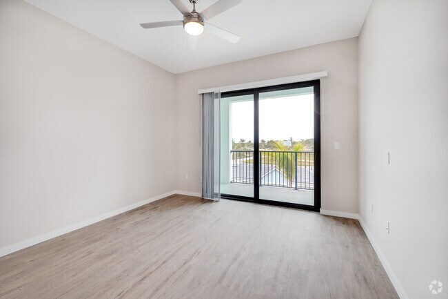 1HAB_1BA_765SF - Sala de estar - Imperial Crossing Luxury Apartment Homes