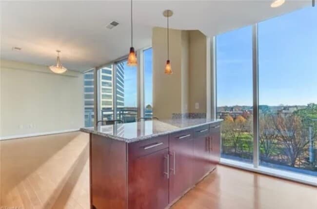 Photo - 201 N Elm St