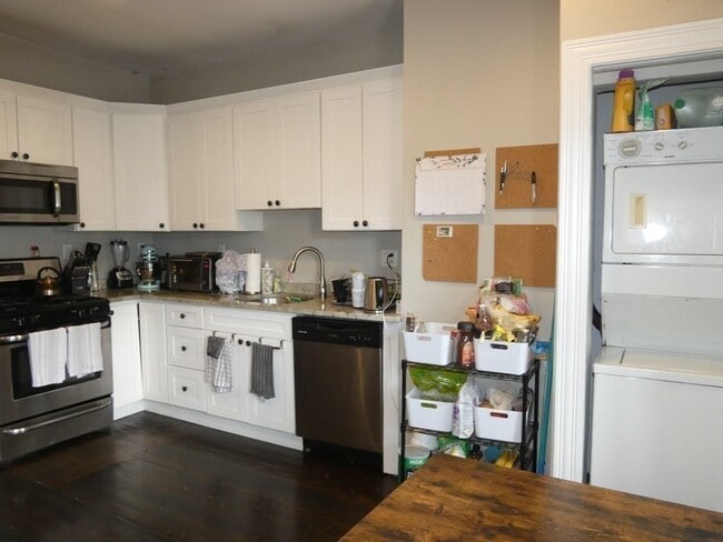 Photo - 37 Condor St