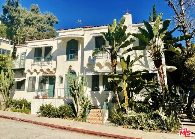 Photo - 2168 1/2 Beachwood Terrace Condo