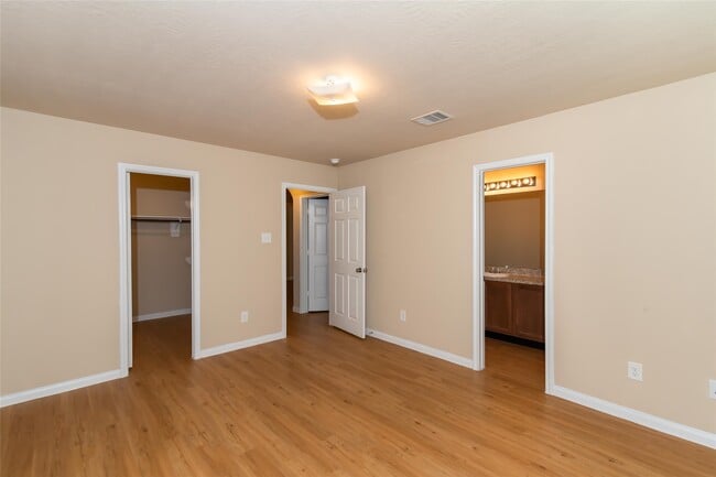 Photo - 2430 Tomica Ct
