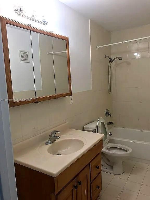 Photo - 5448 NW 169th Terrace