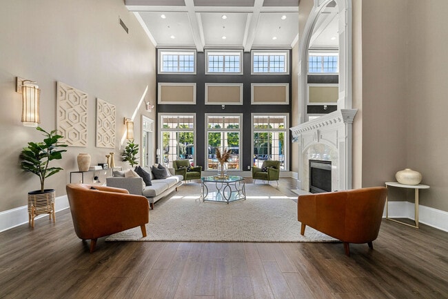 Leasing Center