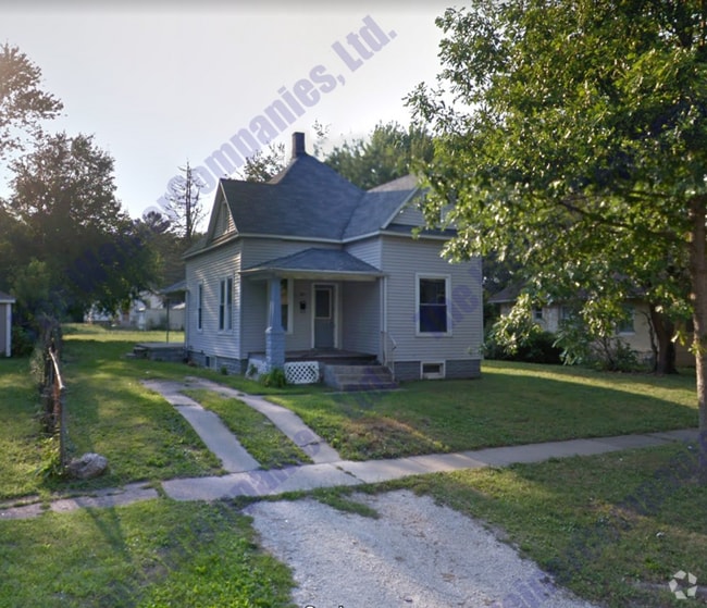 Building Photo - Now leasing for August 2025! Rental