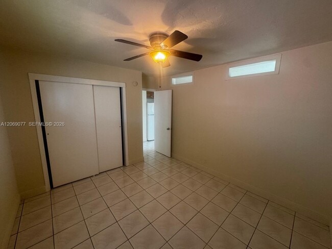 Photo - 2228 Grant St Unidad 4