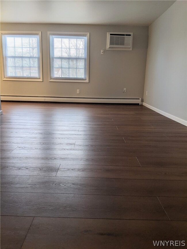 Photo - 202 S Union Rd