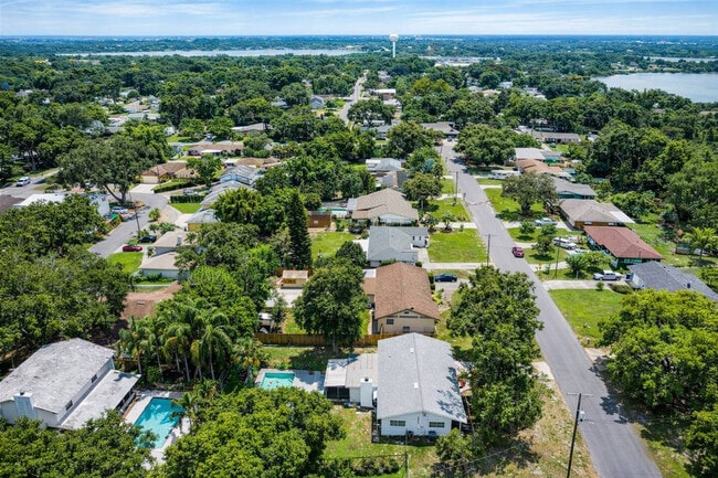 Photo - 904 15th St NE Unidad SI FL1-ID1520445P