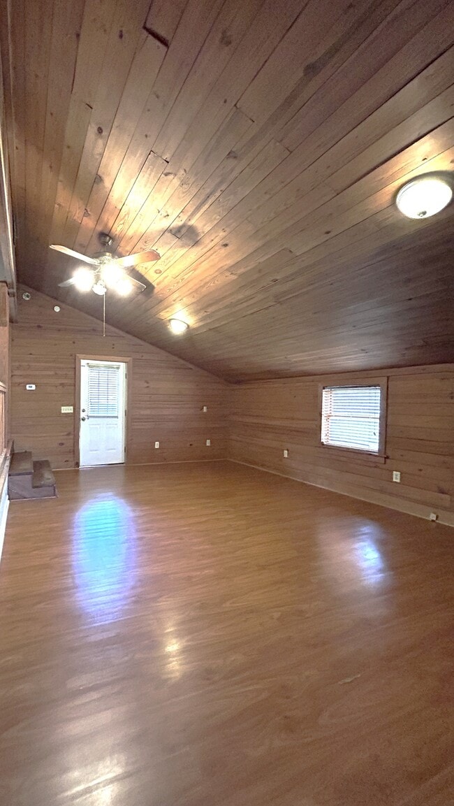 Photo - 1030 Bohler Rimes Rd