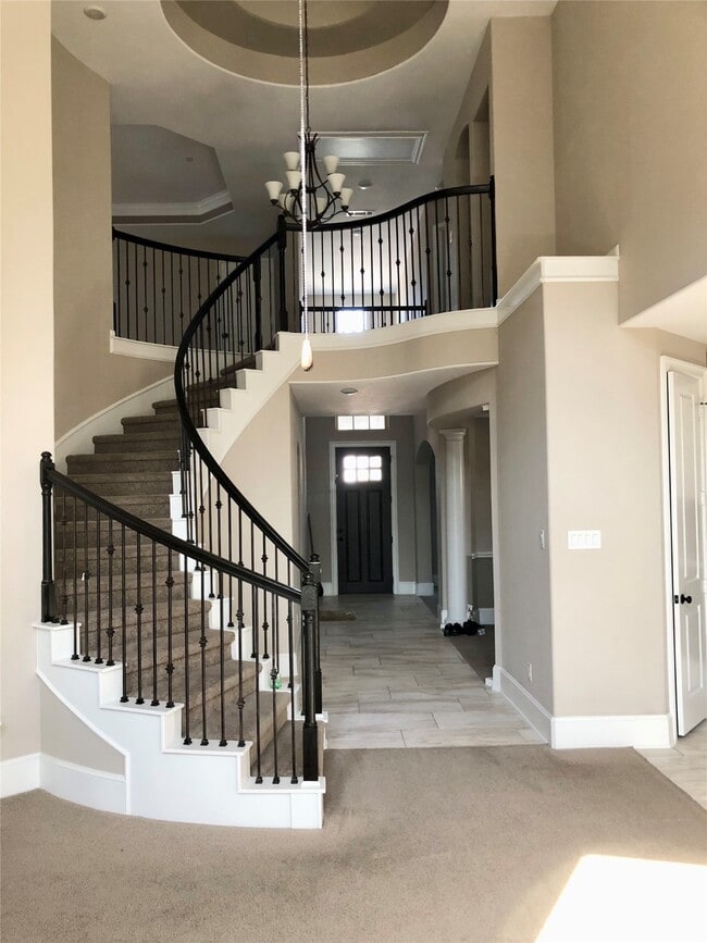 Photo - 520 Pedernales St