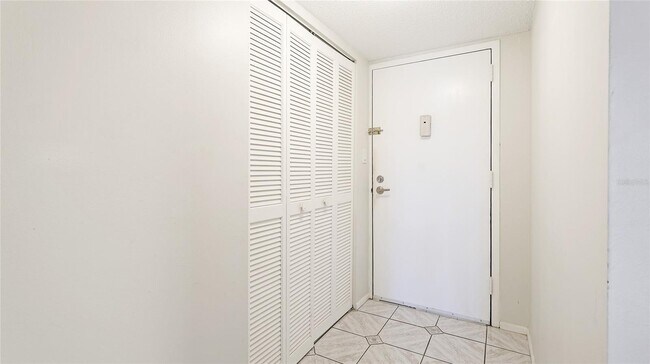 Photo - 6124 43rd St W