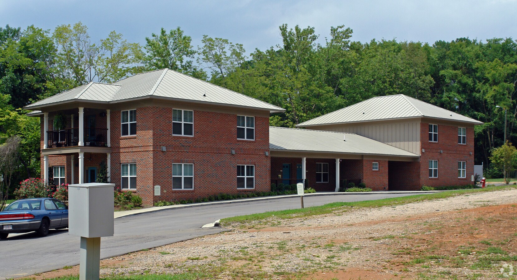 Photo - 1721 Poole Rd Apartments