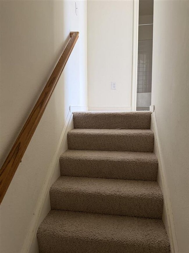 Photo - 3528 E Richmond Rd