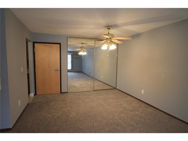 Photo - 3155 Coachman Rd Unidad 308