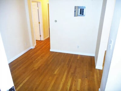 Photo - 114 Greenbrier St Unit #1