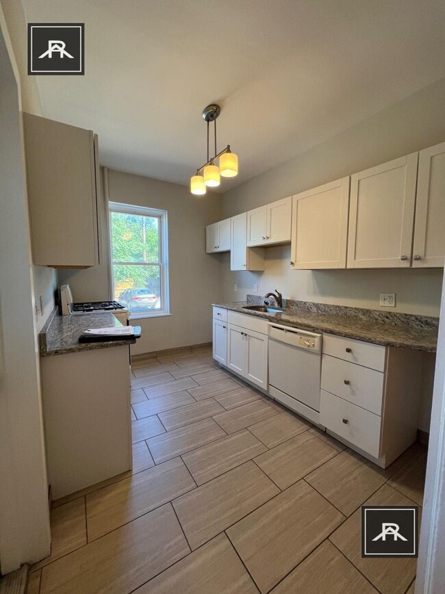 Photo - 5 bedroom in Allston MA 02134 Unidad 1