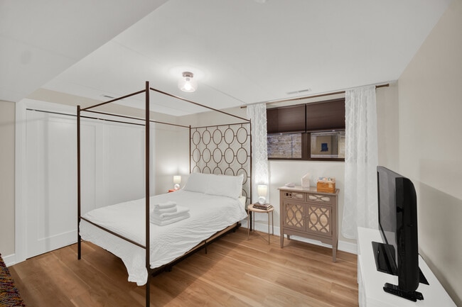 Photo - 3015 W Belden Ave Unidad 3015 W. Belden Ave. 1