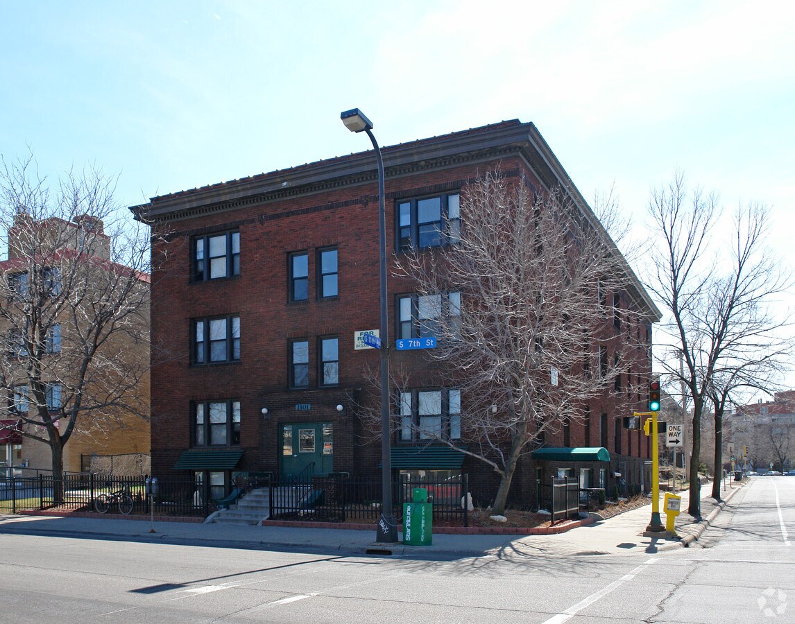 Photo - 1101 S 7th St