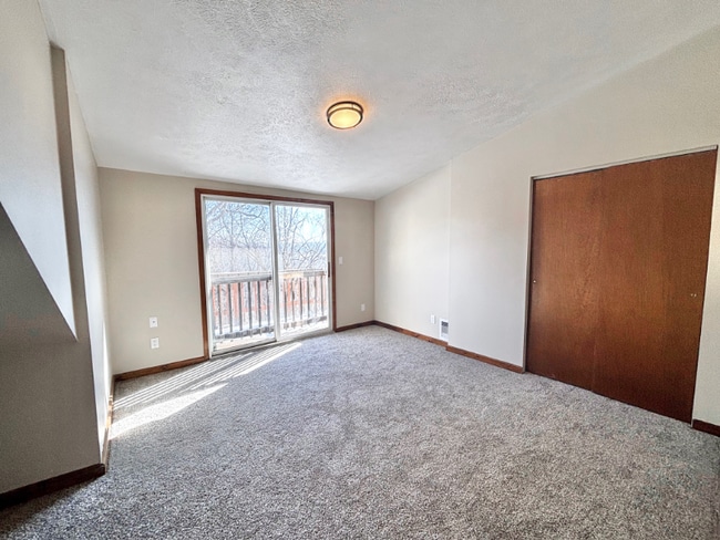 Photo - 504 Keystone St