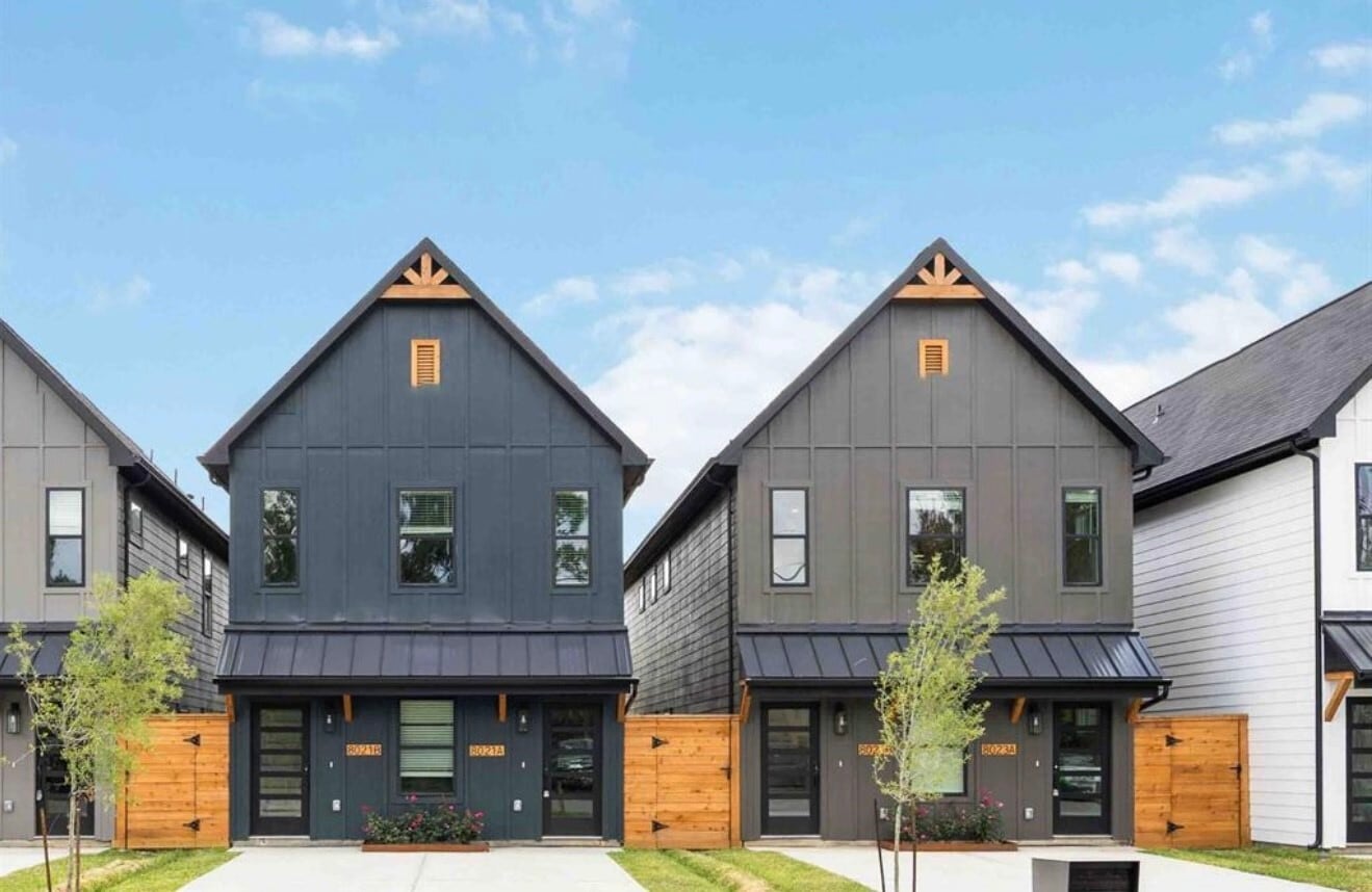 Photo - 8021 Cora St