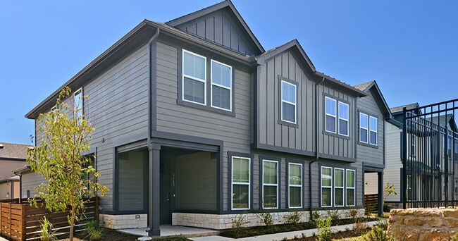 Photo - Canvas at Grand Prairie Townhomes