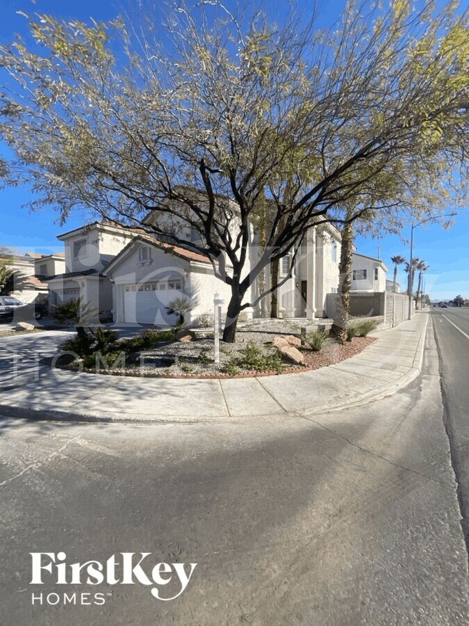 Photo - 3600 N Tomsik St