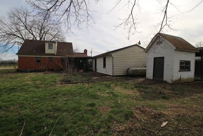 Photo - Three bedroom home off S Pope Lick Rd