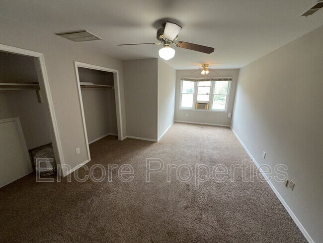 Photo - 5120 Lundy Dr