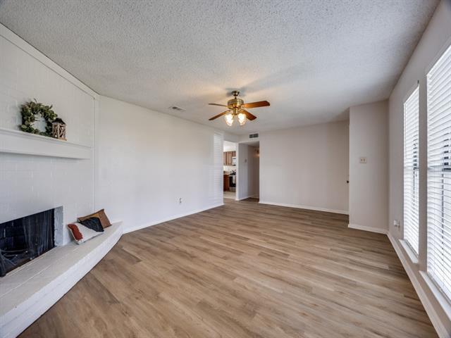 Photo - 2517 Figtree Ln