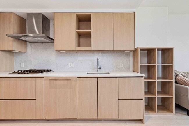 Photo - 1308-4720 Lougheed Highway Unit 1308