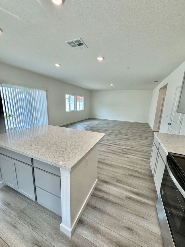 Photo - FOUR-FIVE/OFFICE BEDROOM THREE BATHROOM SEE VIDEO