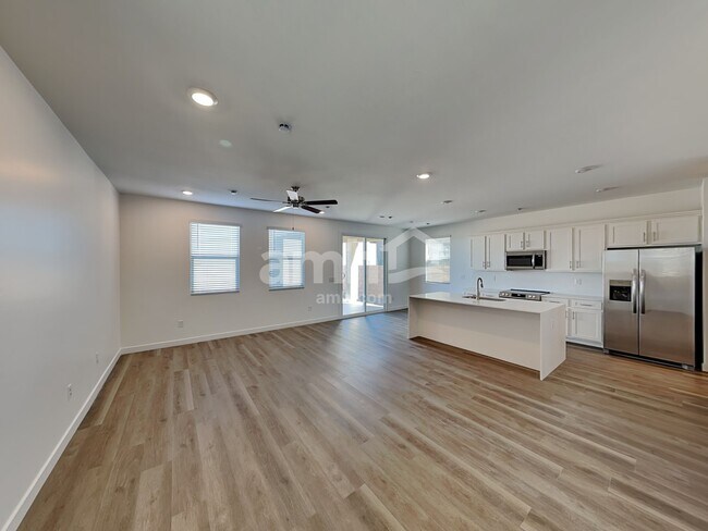 Photo - 9531 Harkes Dr