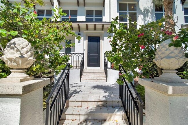 Photo - 425 N Ocean Blvd