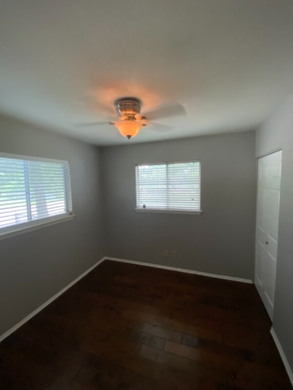 Photo - 209 Brenda Dr
