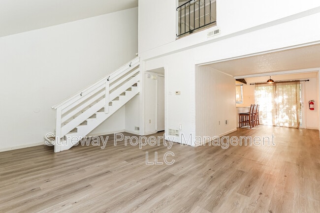 Photo - 78 Chelsea Cir