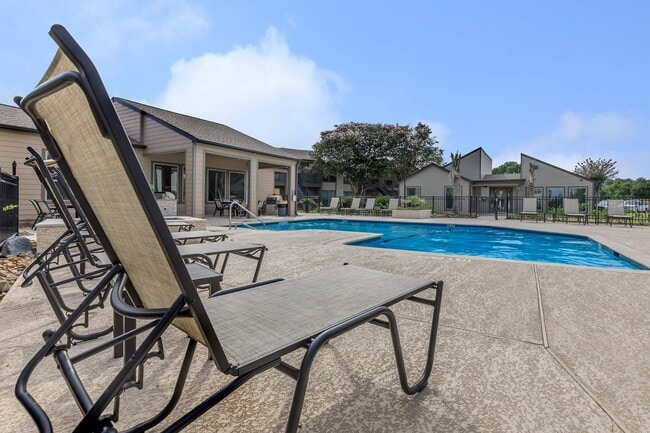 Willow Creek Apartment Homes