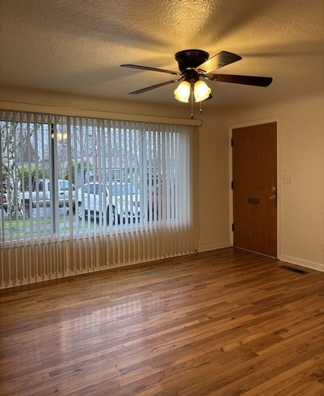 Photo - 2Bd/1Ba Single Story House - Available Soon!