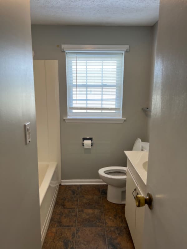 Photo - 1214 Golf St