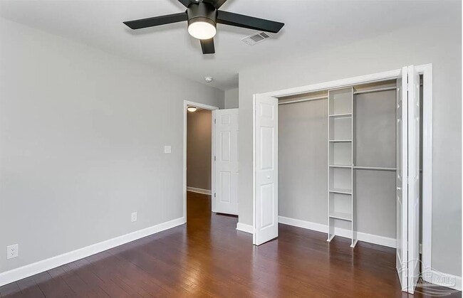 Photo - 635 W Lee St