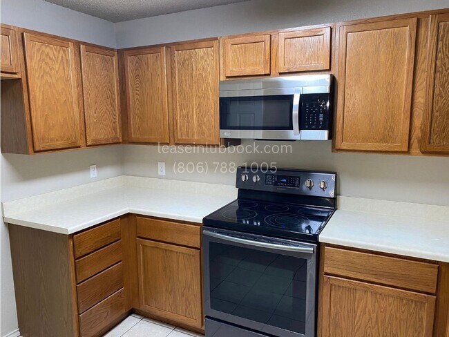 Photo - 5804 96th St Unit B