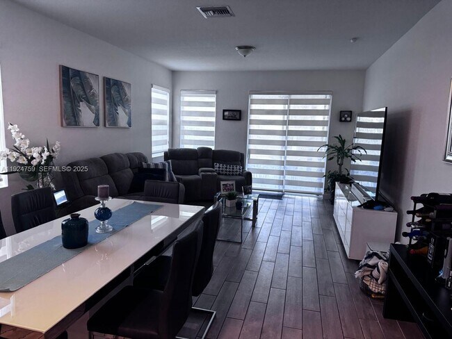 Photo - 13201 SW 269th Ter